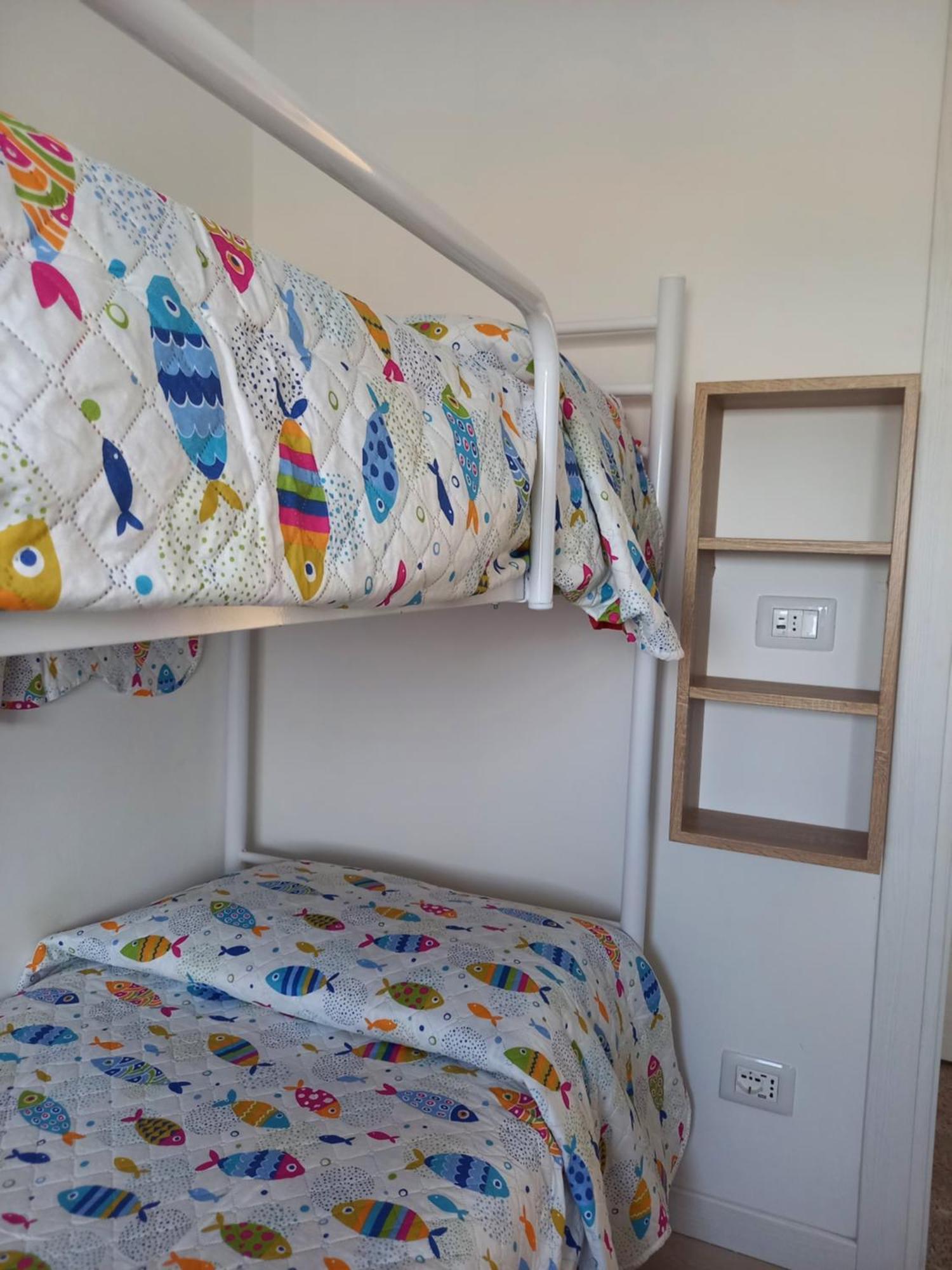Giulio'S Apartment Бибионе Екстериор снимка